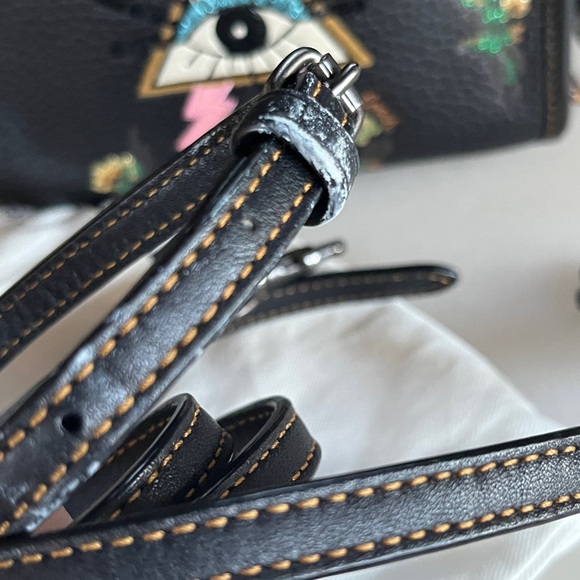 Coach rogue 17 with pyramid evil eye studs - Picture 15 of 16